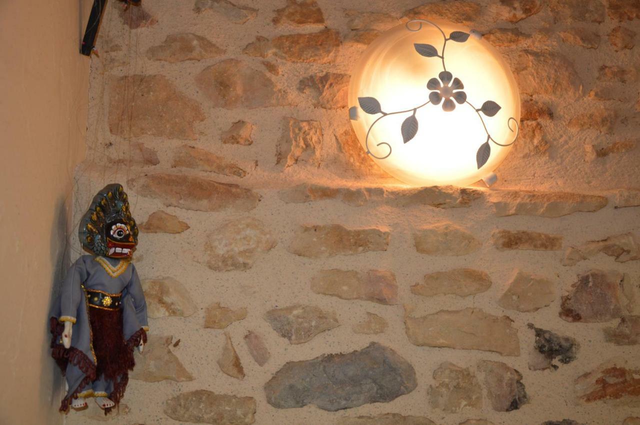 Les Deux Tours Bed and Breakfast Siorac-en-Périgord Buitenkant foto
